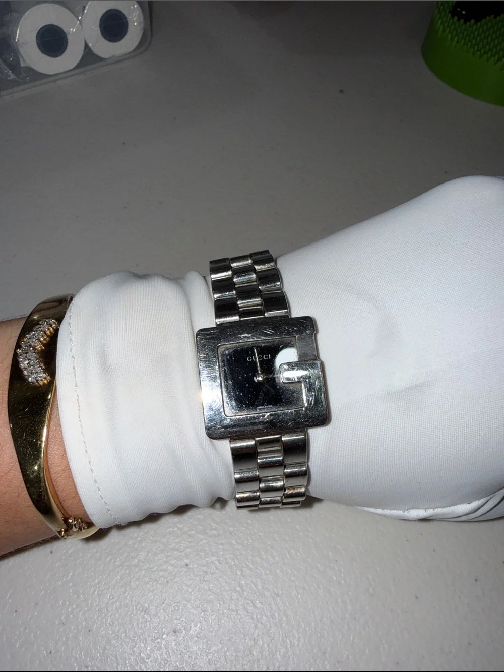 Gucci bracelet watch